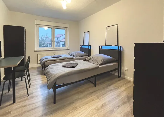 شقة Myflat Mit 6 Betten, 3 Schlafzimmern Und Balkon Bei Leipzig Bmw, Amazon, Porsche, Messe Jesewitz