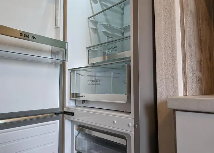 Myflat Mit 6 Betten, 3 Schlafzimmern Und Balkon Bei Leipzig Bmw, Amazon, Porsche, Messe شقة